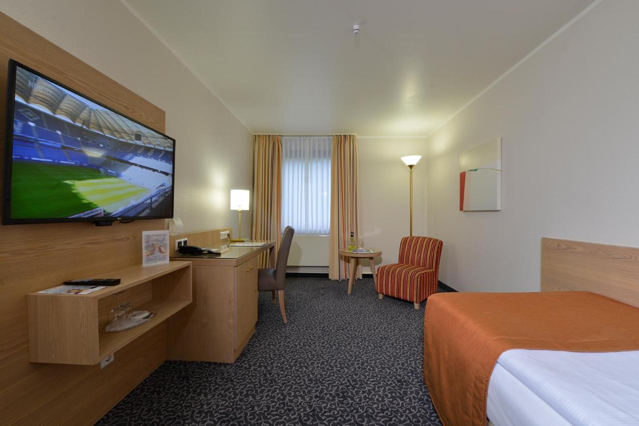 Best Western Hotel Der Foehrenhof Хановер Екстериор снимка