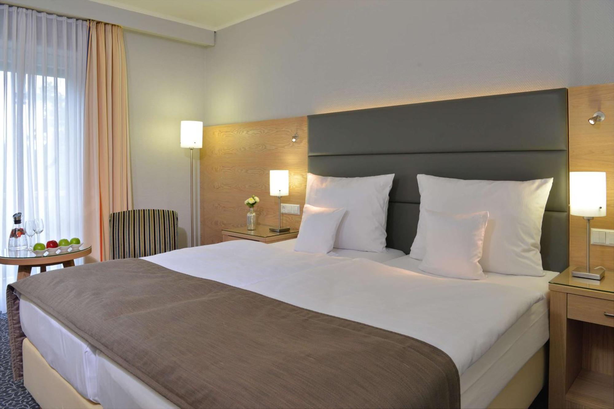 Best Western Hotel Der Foehrenhof Хановер Екстериор снимка