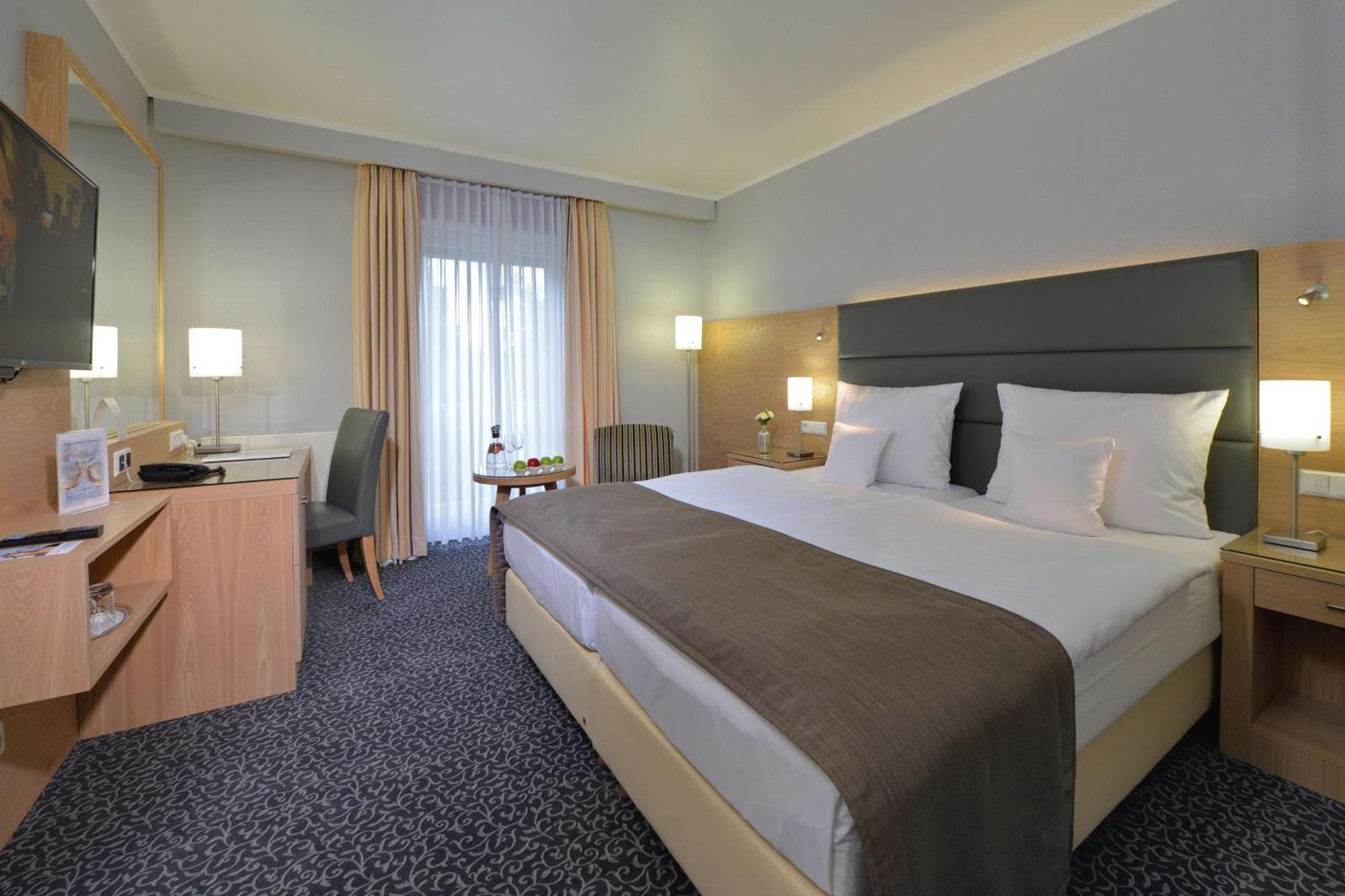Best Western Hotel Der Foehrenhof Хановер Екстериор снимка